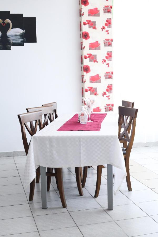 טולצ'אה Motel Corsar מראה חיצוני תמונה