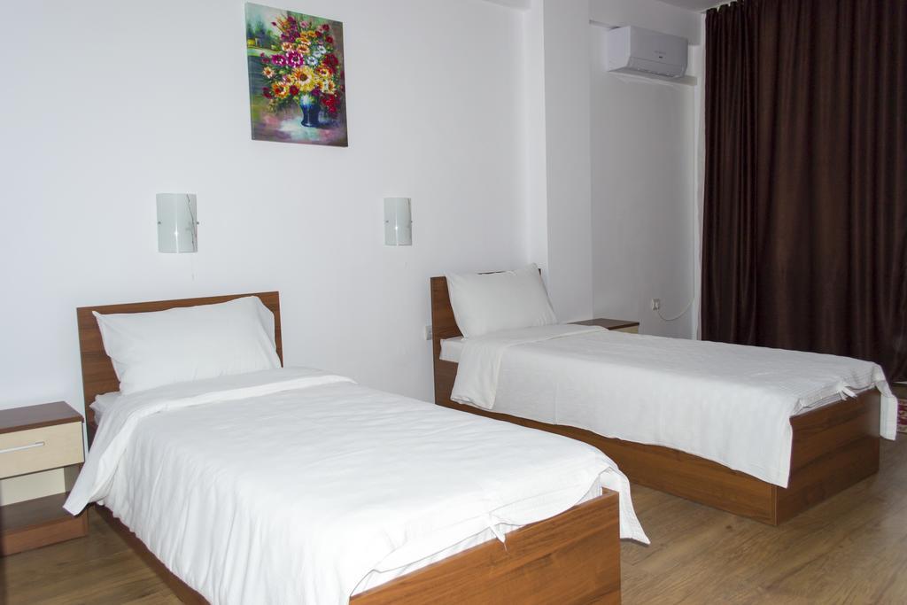 טולצ'אה Motel Corsar חדר תמונה